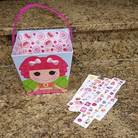 Lalaloopsy Other - Lalaloopsy Paperboard Bucket and Temporary Tattoos